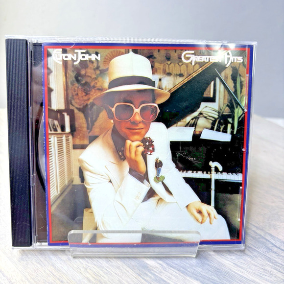 Other - Greatest Hits by Elton John (CD, 1974) No Back Inlay